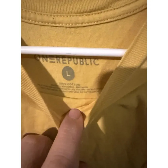 Official One Republic I Ain’t Worried men’s or women’s Official Merch Tshirt - Picture 3 of 4